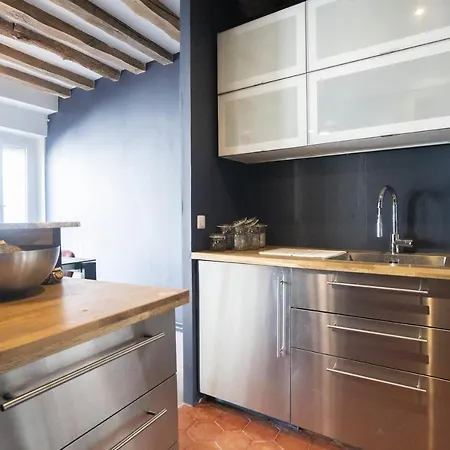 Charming 60m Ideal For Couple In Daire Paris
